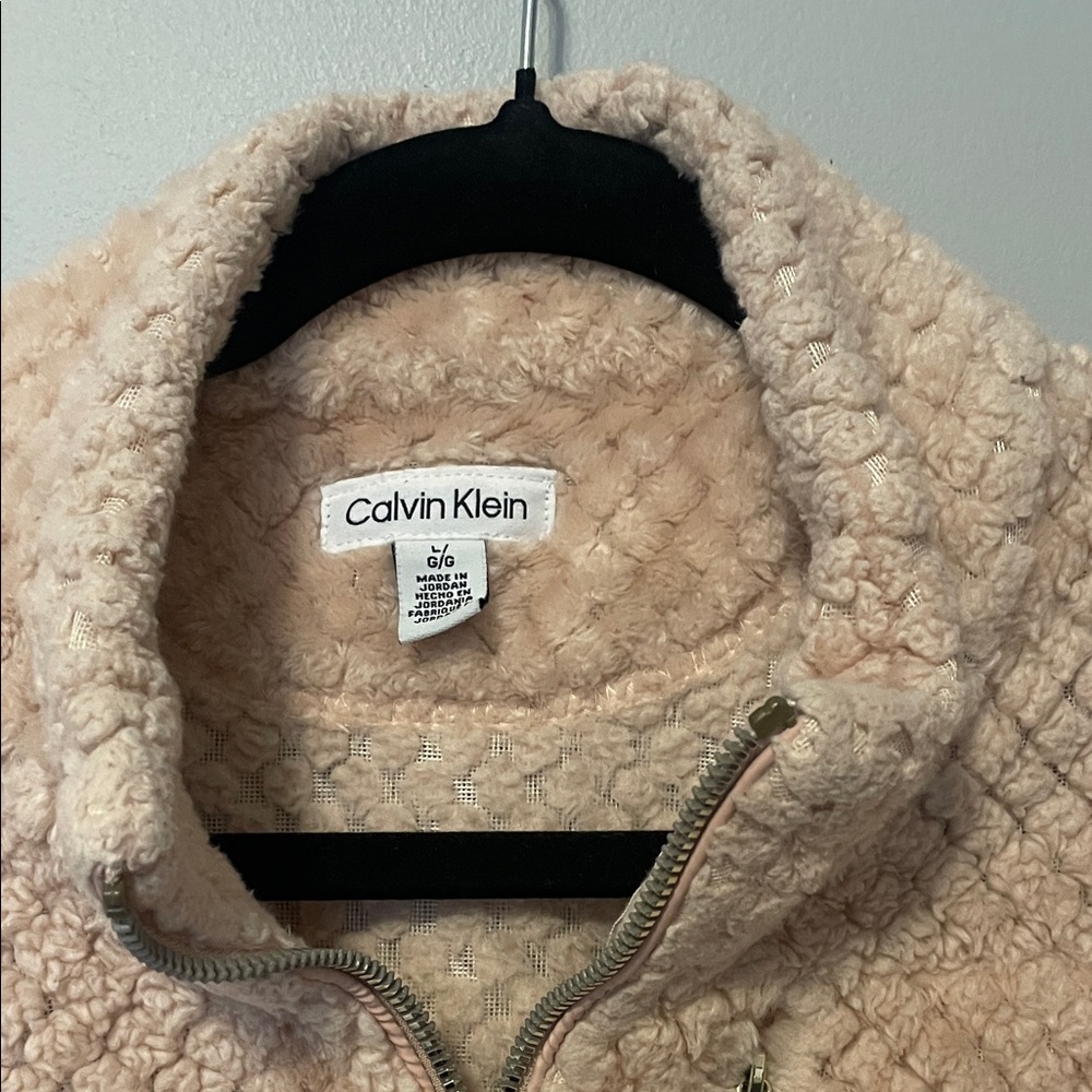 Calvin Klein Women's Pale Pink Teddy Jacket - Picture 2 of 5